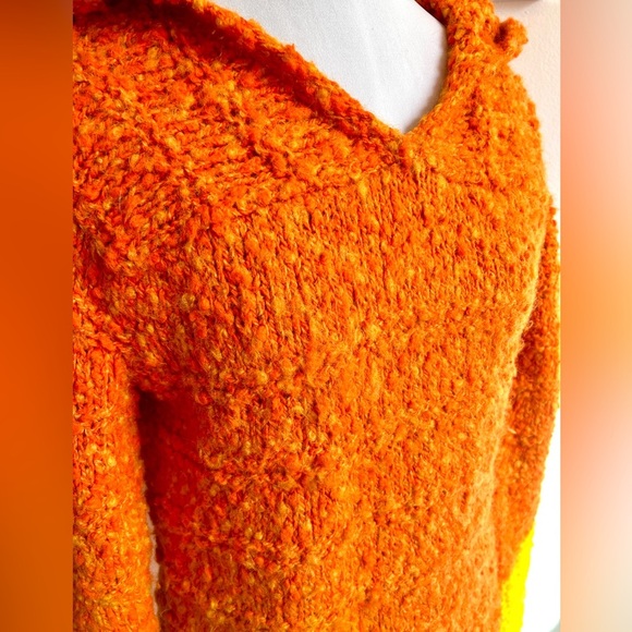 Vintage 70s Orange Bouclé Knit Hoodie Sweater M Medieval Revival Cottagecore - Picture 4 of 8